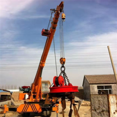 Truck-mounted lifting electromagnet
