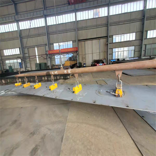 Permanent magnet lifter for steel plate handling
