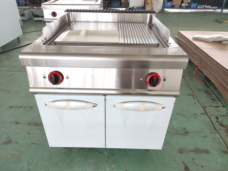 Gas Griddle With Cabinet (1/3 Grooved) GH-786