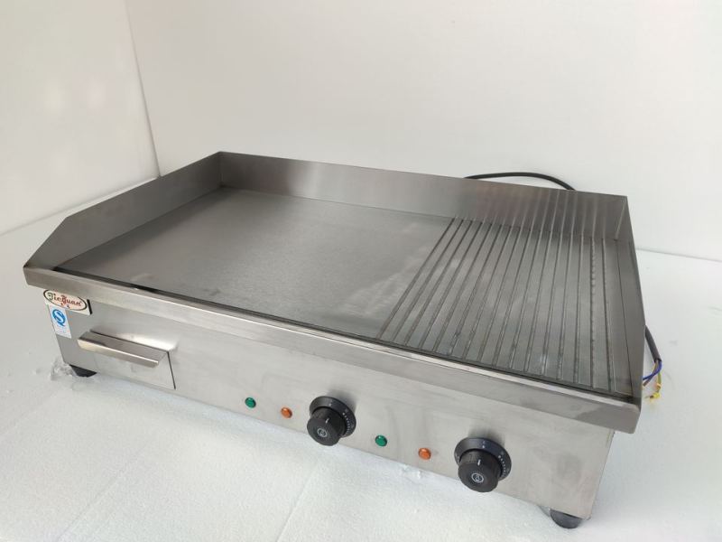 Electric Griddle 730mm (1/3Grooved) EG-822