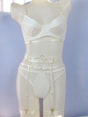 2231--New lace product with complex craftsmanship, hollow mesh sexy lingerie four-piece set