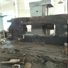 Roller mill stand