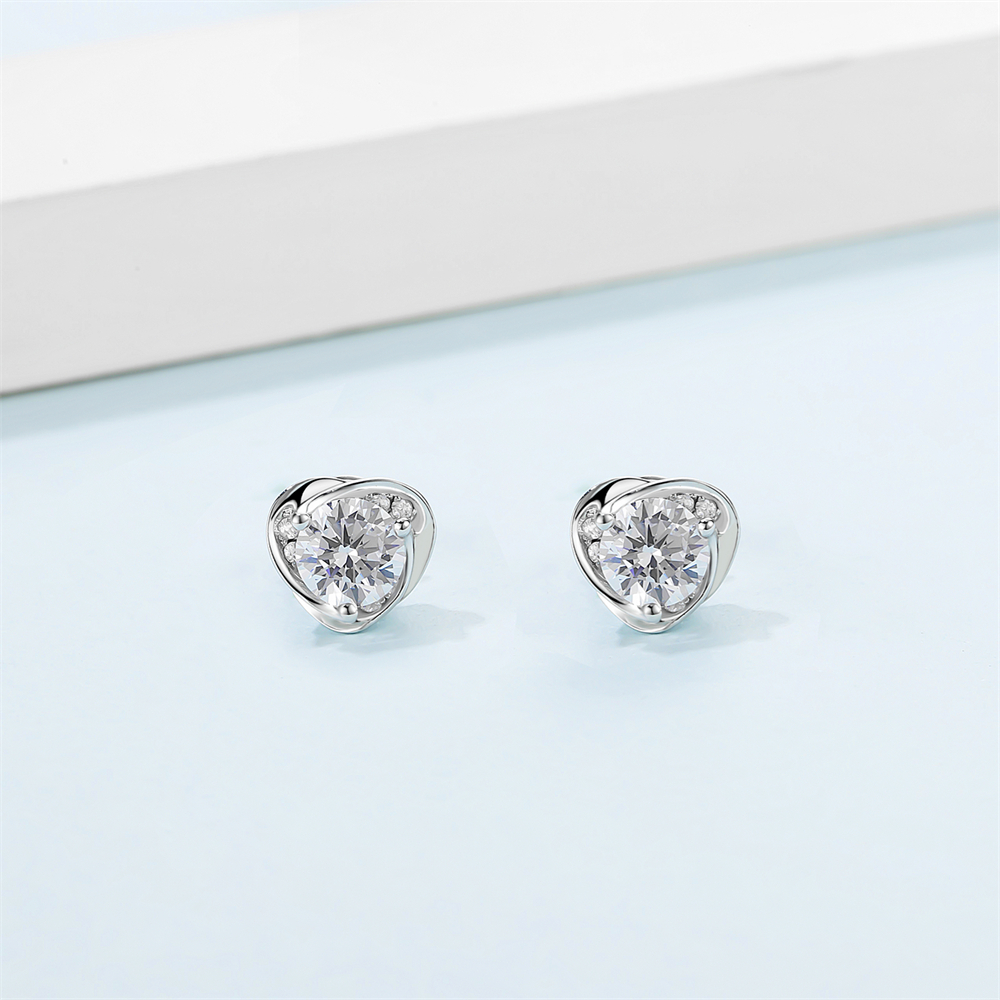 Urbanic Moissanite Earrings