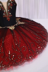 Esmeralda Tutu