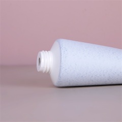 4oz White 21mm Round Body Lotion Tube Packaging With Wooden Cap D45mm