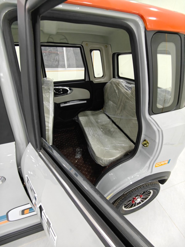 60V2000W High Quality Fully Enclosed Electric Tricycle, Electric Motorcycle