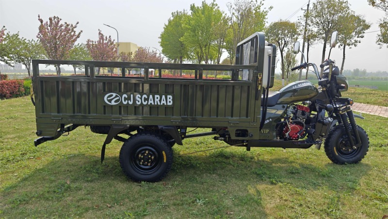 Durable 300cc Gasoline Cargo Tricycle for International Buyers with One-Arm Four-Spring Hydraulic Shock Absorber