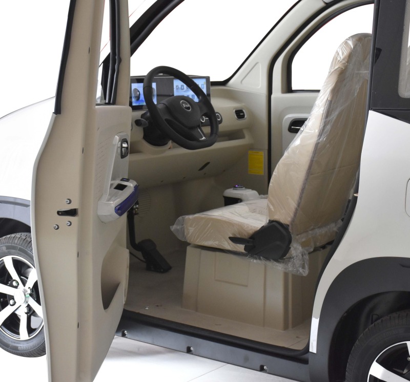2025 New Mini Electric Car with EEC/Best-Selling Electric Car with 72V4000W Motor