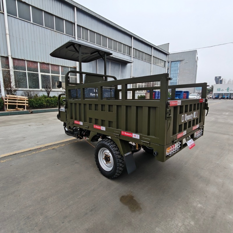 200cc Water-Cooled Gasoline Cargo Tricycle with Sunshade Maximum Load Capacity 1500kg
