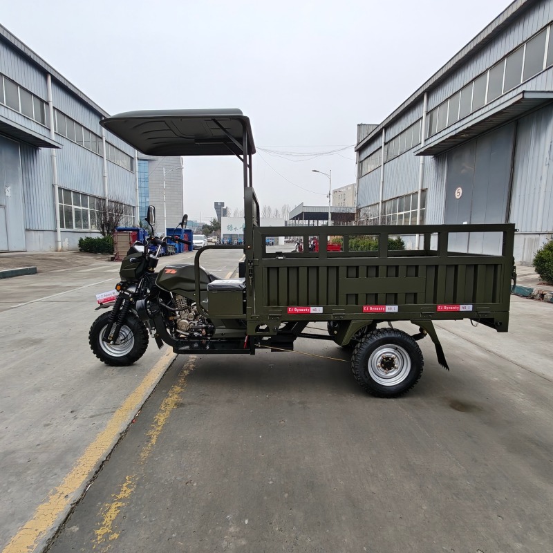 200cc Water-Cooled Gasoline Cargo Tricycle with Sunshade Maximum Load Capacity 1500kg