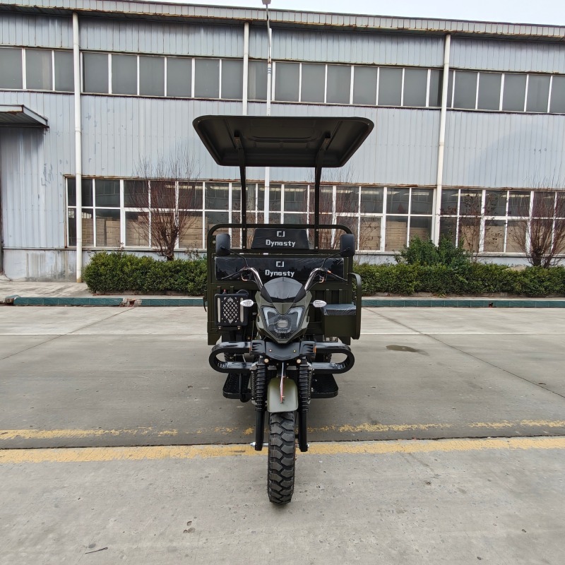 200cc Water-Cooled Gasoline Cargo Tricycle with Sunshade Maximum Load Capacity 1500kg