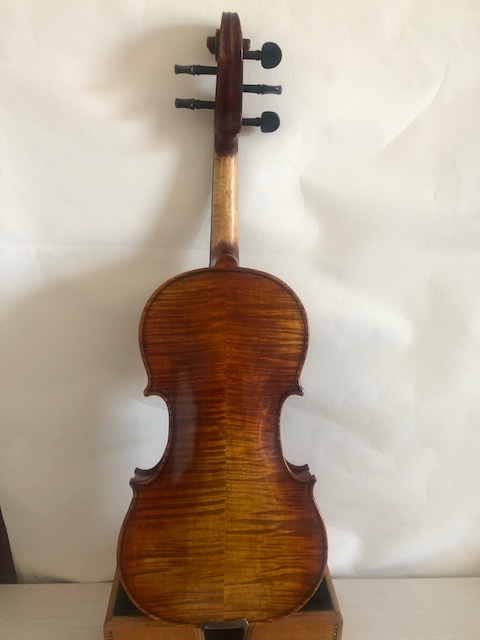 5 Strings  violin 4/4  size solid flamed maple back old spruce top hand carved