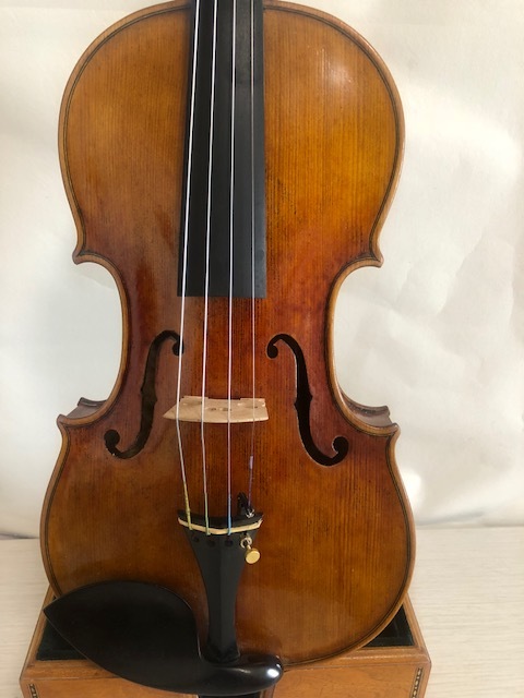 Master 4/4 Violin Amati model antique style solid  flamed maple back spruce top hand made nice sound