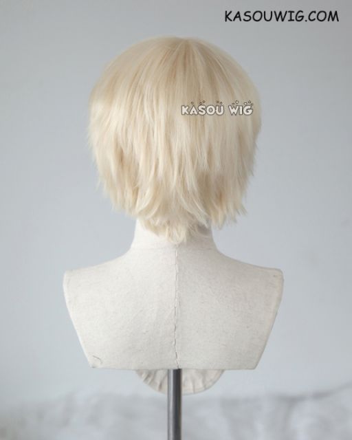 S-1 / SP17 >>31cm / 12.2"  short light cream blonde layered wig, easy to style,Hiperlon fiber