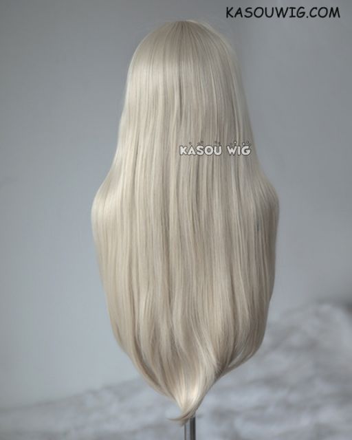 L-2 / SP02 sand blonde 75cm long straight wig . Heating Resistant fiber