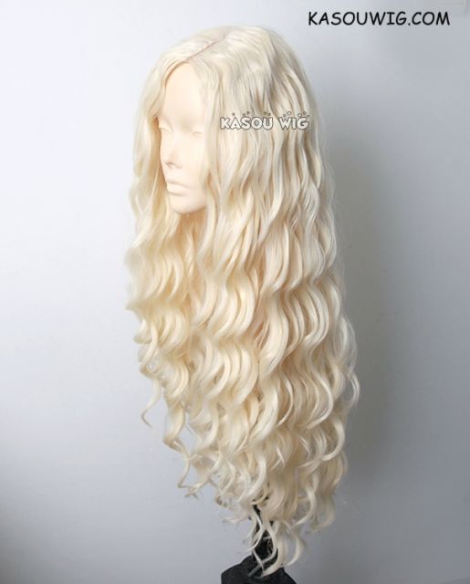 Daenerys Targaryen Game of thrones / A Song of Ice and Fire pale blonde curly cosplay wig 80cm . Lolita wig . SP25