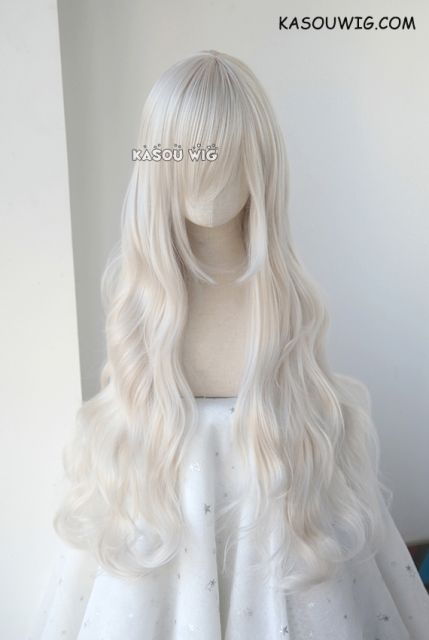 L-3 / SP05 pearl white long layers loose waves cosplay wig