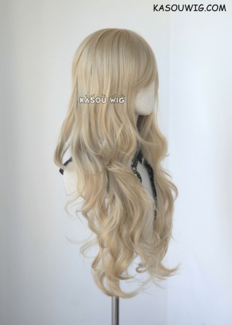 L-3 / SP11 beige blonde long layers loose waves cosplay wig