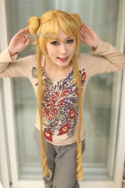 Sailor Moon Tsukino Usagi golden blonde cosplay wig 100 cm long curly tails with pre styled buns