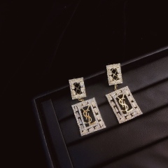High Quality Fashion Earring 01154