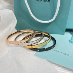 High Quality Fashion Bracelet 01315