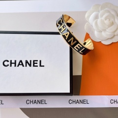 High Quality Fashion Bracelet 01353