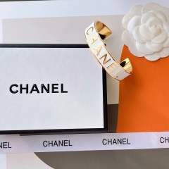 High Quality Fashion Bracelet 01353