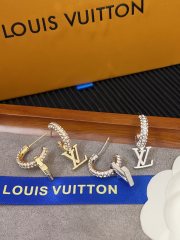 High Quality Fashion Earring 01995