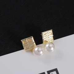 High Quality Fashion Earrings 07138350