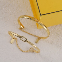 High Quality Fashion bracelet 07138361