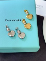 High Quality Fashion Earring 011005