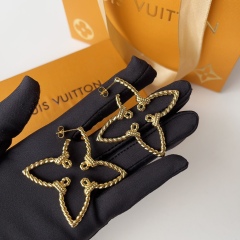 High Quality Fashion Earring 011010