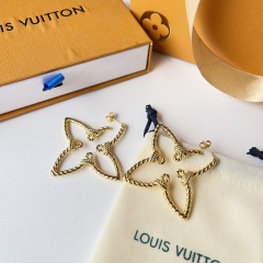 High Quality Fashion Earring 011010