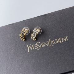 High Quality Fashion Earring 011021