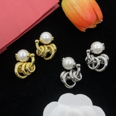 High Quality Fashion Earring 05163868