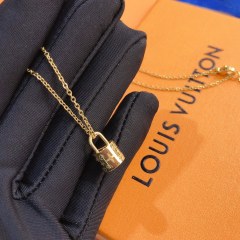 High Quality Fashion Necklace 01326