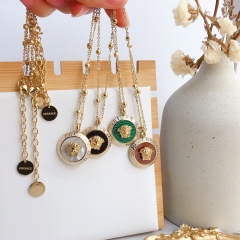 High Quality Fashion Necklace 01060