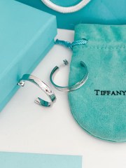 High Quality Fashion Earring 011038
