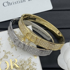 High Quality Fashion Bracelet 07164438