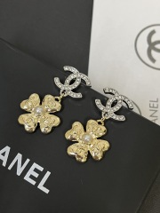 High Quality Fashion Earring 011049