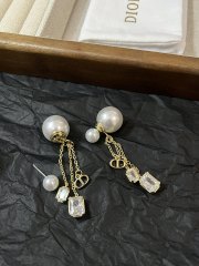 High Quality Fashion Earring 011062
