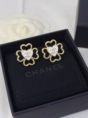 High Quality Fashion Earring 011111