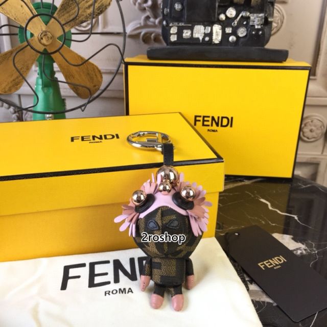 FENDI 키링