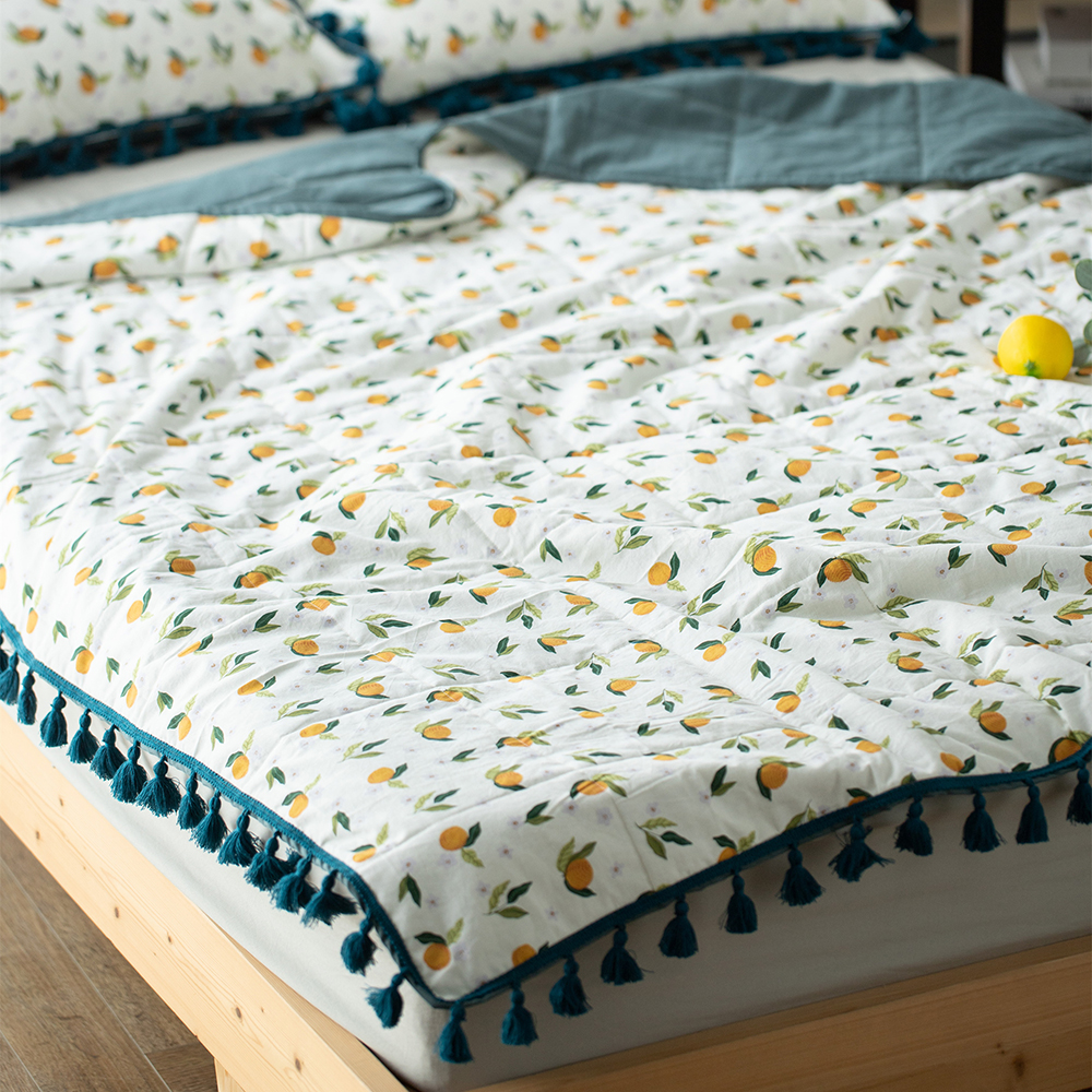 Delight Home cotton print quilt set