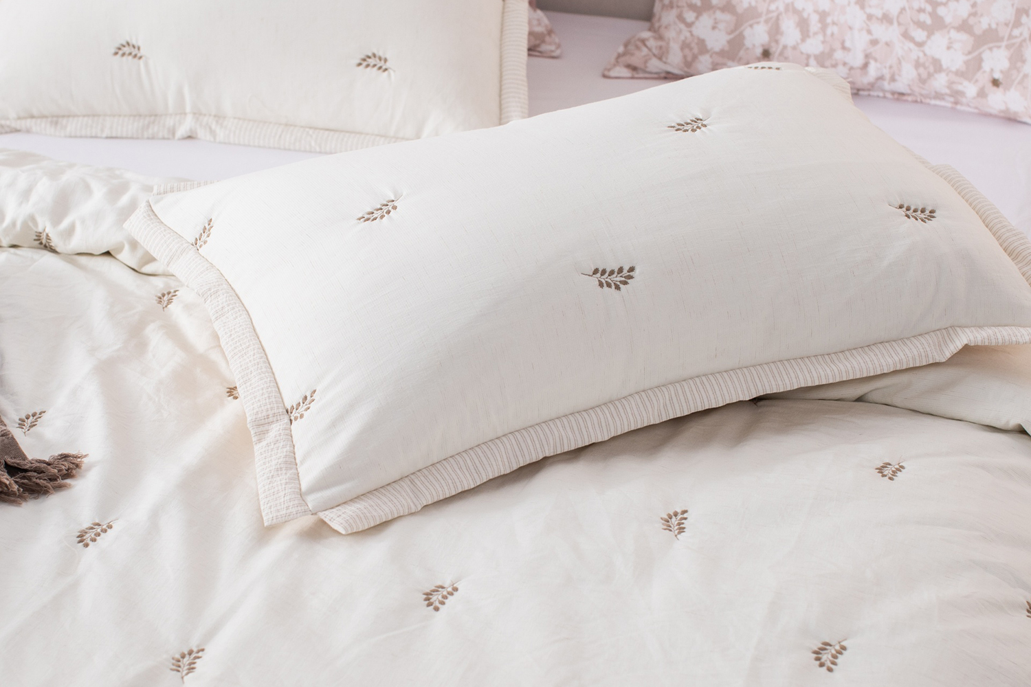 Kasentex cotton linen quilt full product view
