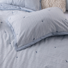 Yarn-dyed Faux Cotton-linen Embroidery Quilt