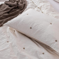 Jacquard Polyester quilted quilt set