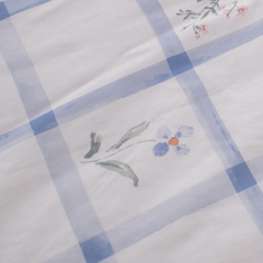 Double-Sided Voile Quilt with Original Print Design