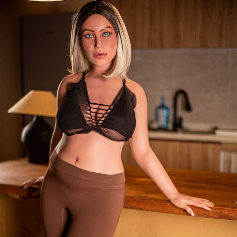 Ultra-Realistic Silicone Sex Doll SiE159cm Savannah