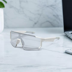 AI Smart Glasses – Bluetooth 5.4, Real-Time Translation, Remote Photo Capture, Voice Assistant, UV400 Outdoor Eyewear RC-SG002
